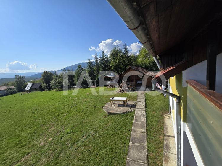 Casa de vanzare 3 camere 107 mp construiti 900 mp teren in Tocile