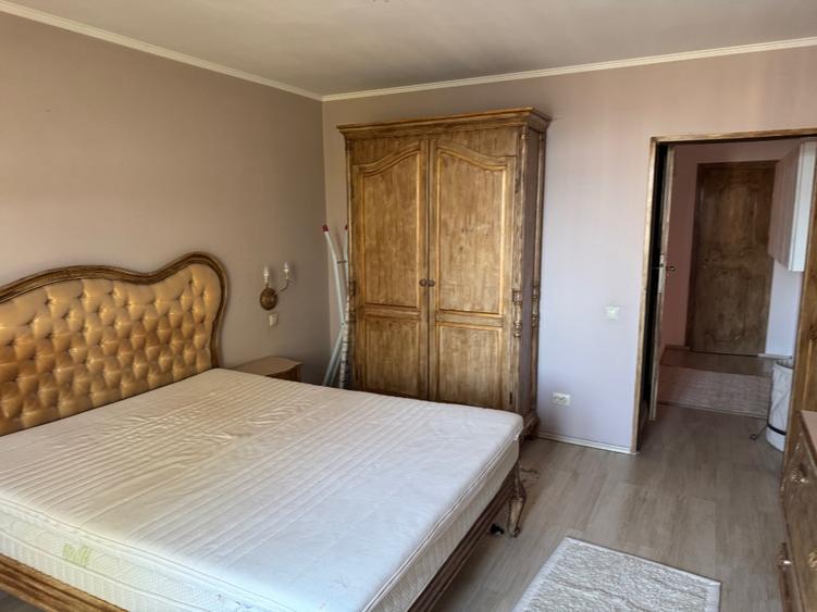 Închiriez ap 2 camere/2 nivele cart Andrei Mureșan