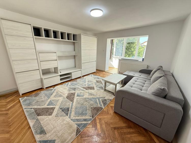 Apartament 3 camere decomandate de închiriat | Complexul Studențesc | Etaj 1