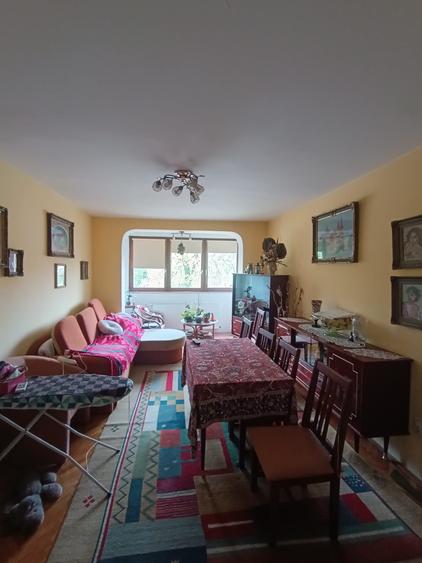 Apartament 3 camere, de vânzare, Gheorgheni,zona Băița- Scărișoara, etj 1, 68mp