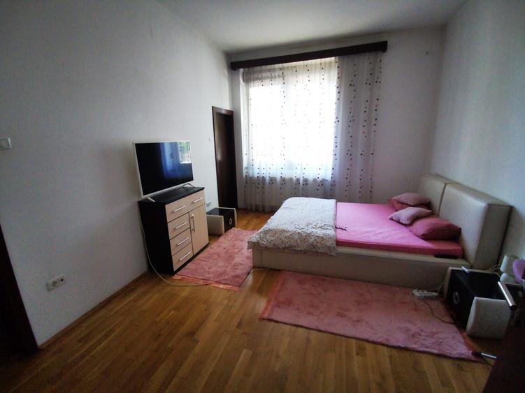 De vanzare Vila zona Bogdanestilor- 703