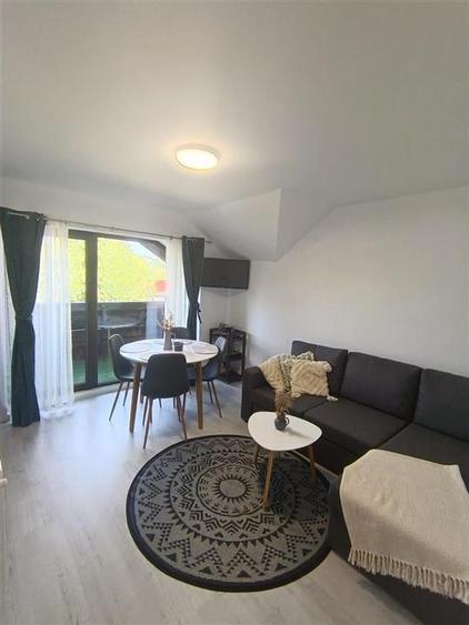 Apartament de 3 camere la vila , zona Bran
