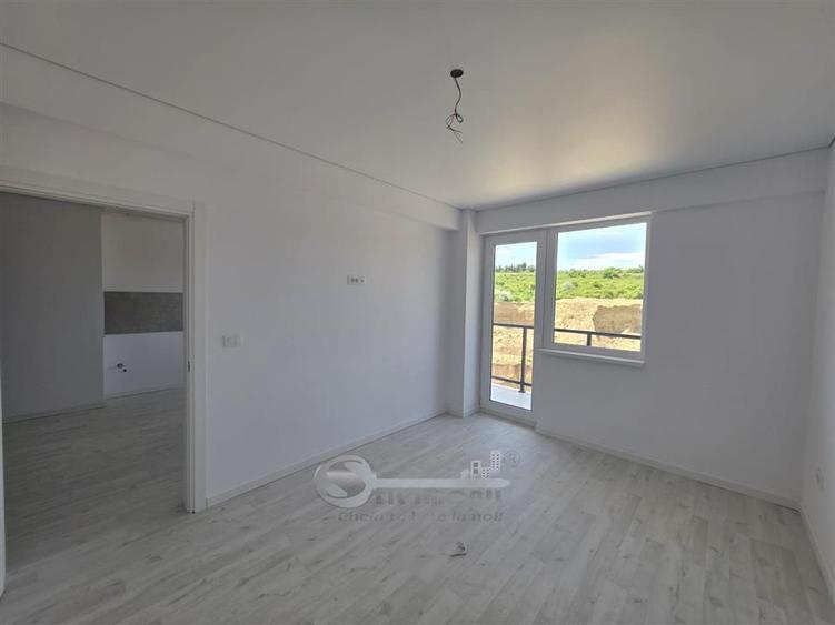 Liber, apartament 2 camere Bucium Visan, bloc intabulat, etaj intermediar