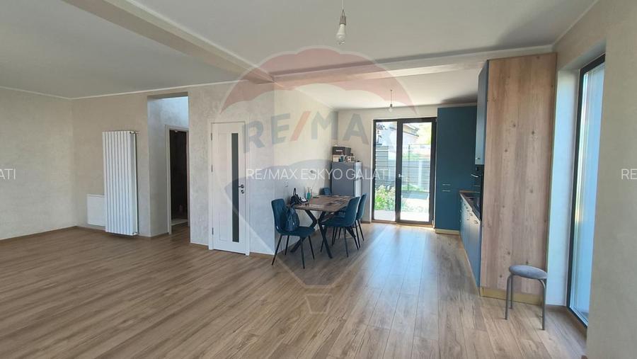 Casă de vânzare | 155 mp | 321 mp teren Zonă Port - Galați - 9