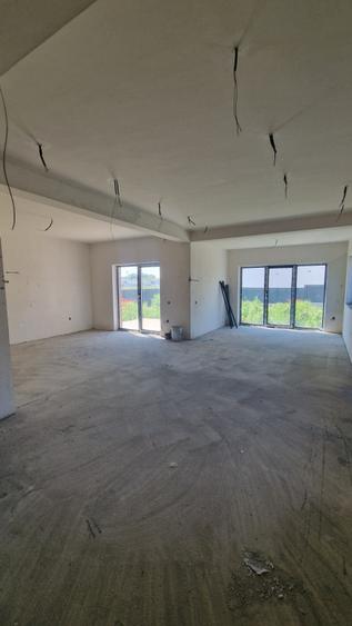 Casa individuala, 142mp, teren de 350mp, zona KM 17