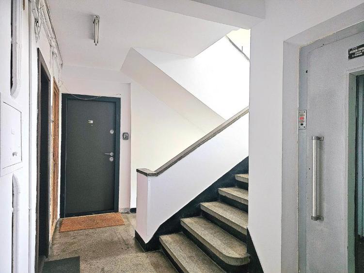 Apartament 3 camere – Piața Kogălniceanu, bloc cadre de beton, fara risc, LIFT.