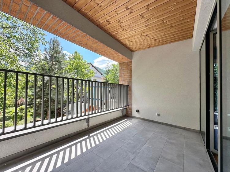 Apartament spatios inchiriere – Centru Brașov, vedere directă spre Tâmpa