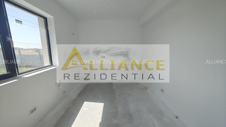 Vila individuala de vanzare-4 camere-TEREN 760 MP-500 M de STV - 10
