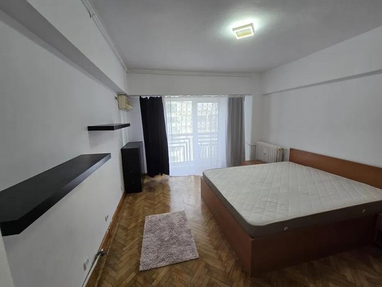 Unirii metrou - pet friendly- se accepta studenti
