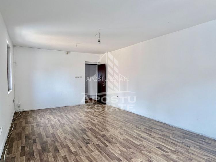 Casa de vanzare P+1E bulevardul Dambovita - 11