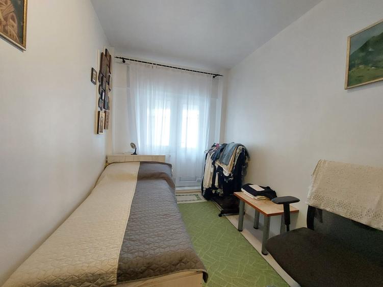 Apartament cu 3 camere zona 0 ~ etaj 5 din 6 ~ Confort 1 decomandat ~ renovat