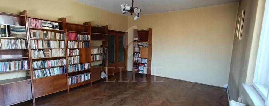 Apartament 4 camere în zona CLINICILOR