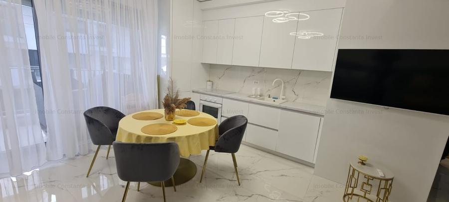 STATIUNEA  MAMAIA  -  2 CAMERE  PRIMUL  RAND  LA  MARE  MOBILAT  UTILAT  LUX