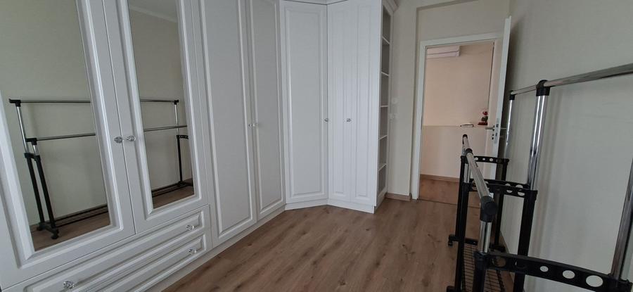 Casa la prima inchiriere cu 3 camere