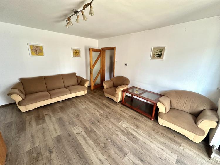 APARTAMENT 3 CAMERE I DE VANZARE I ETAJ 1 I CETATE I MOBILAT I