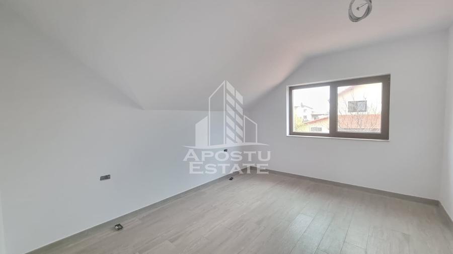 Casa individuala de vanzare cu 4 camere si garaj, Giarmata
