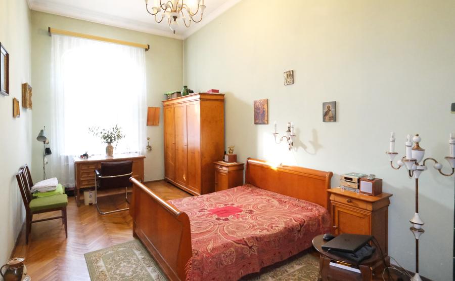 Oferta Chirie 5 camere si curte superb vila consolidata Ultracentral Bucuresti