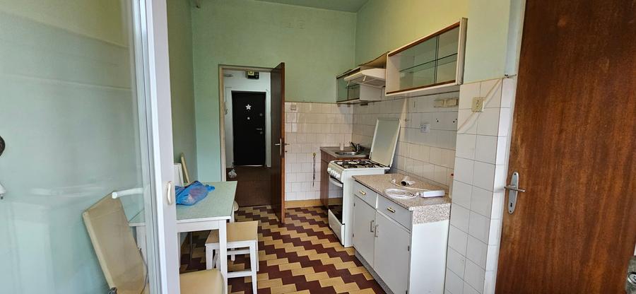 !!! 2 camere...decomandat...Calea Circumvalatiunii..2min Iulius Mall