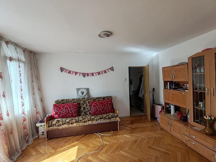 Apartament 3 camere Zona Astra