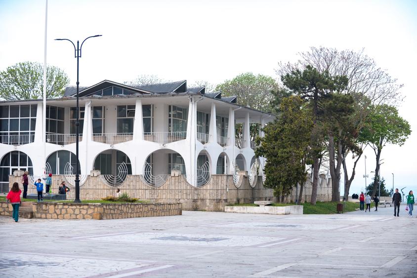 COMISION 0% - Se vinde – Cazino Mangalia + Hotel Solymar 2