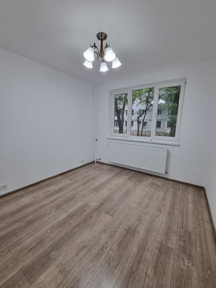 Apartament cu 3 camere de inchiriat in zona Piata Resita