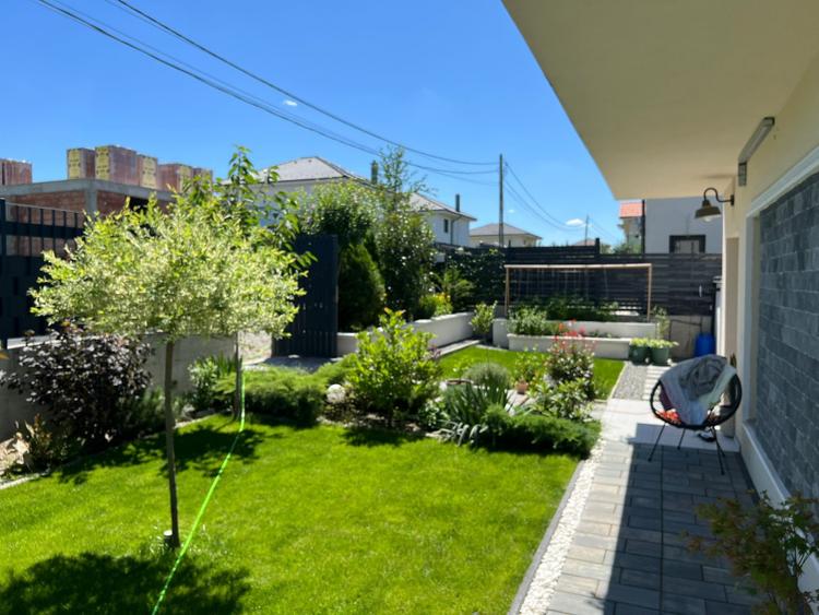 Casă individuală, 130 mp utili, teren 483 mp, Dezmir