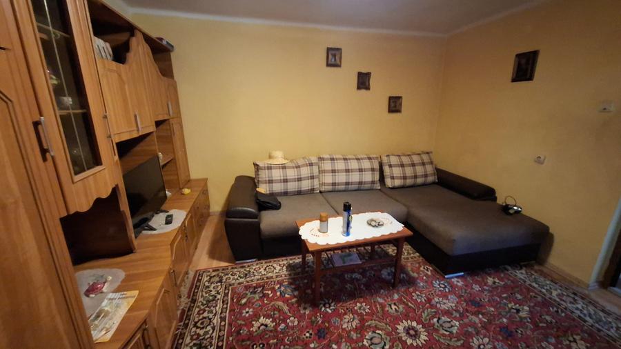 KM 5 - casa 4 cam + teren 686 mp (constructie renovabila)
