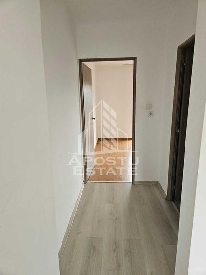 Apartament cu 2 camere, decomandat, etaj intermediar, zona Steaua