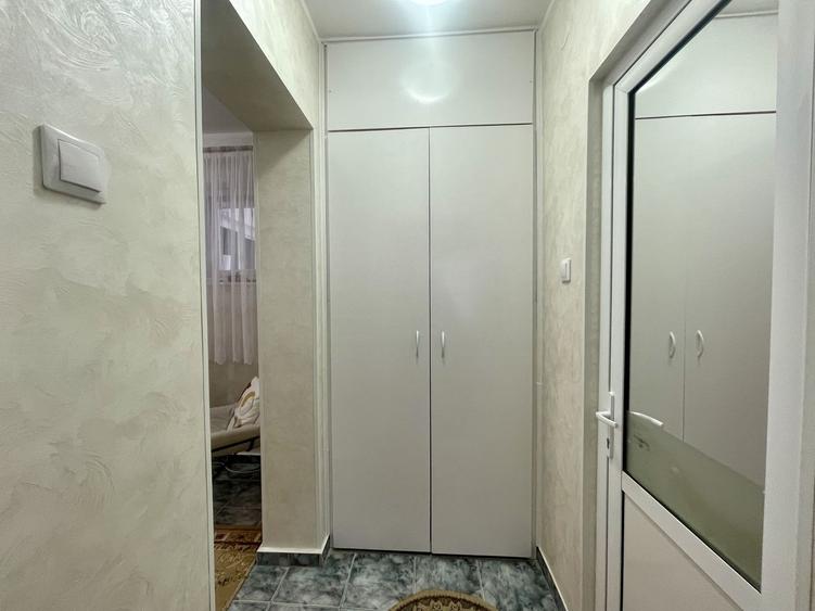 APARTAMENT 3 CAMERE MOBILAT | 65 MP | PARCARE | BOXA | RADAUTI