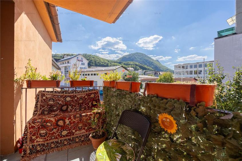 Oportunitate unica | Ap 3 camere cu 105 m utili | Priveliste | Curte Central Bra