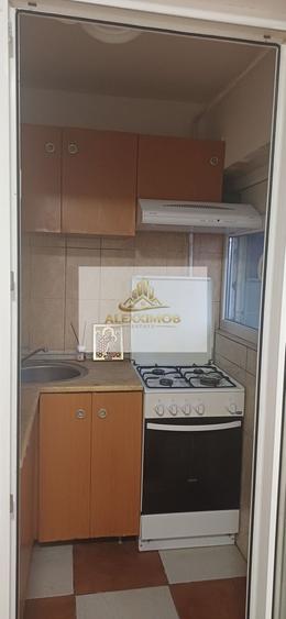 Garsoniera de Vanzare - 23 mp - zona Turnu Magurele