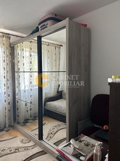 APARTAMENT 3 CAMERE SEMIDECOMANDAT - PACURARI