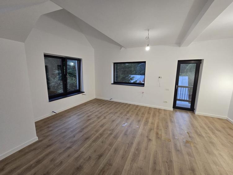 Apartament cu 4 camere 125 mp (4 garsoniere) la cheie + 60 mp pod - Busteni