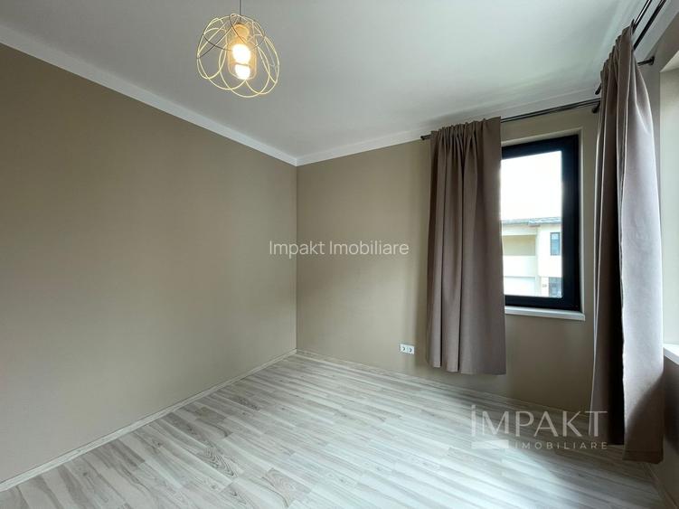 Casă / Vilă cu 4 camere de închiriat - Dezmir - 9