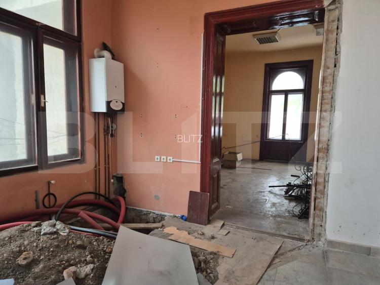 Proprietate cu 10 ari teren de vanzare pe strada Bolyai - 12