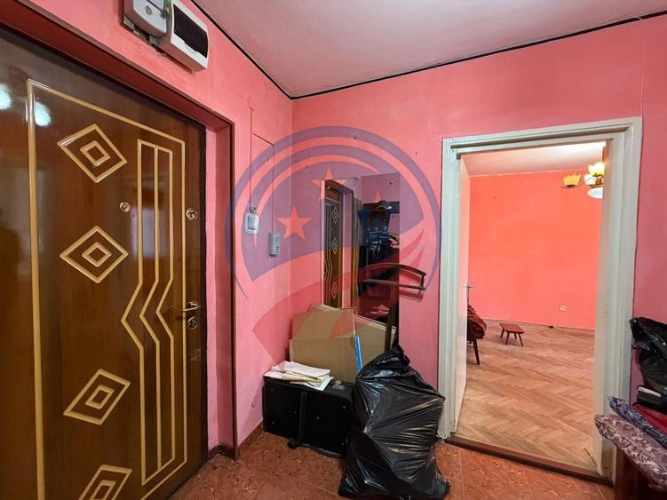 APARTAMENT 3 CAMERE VALEA ROSIE