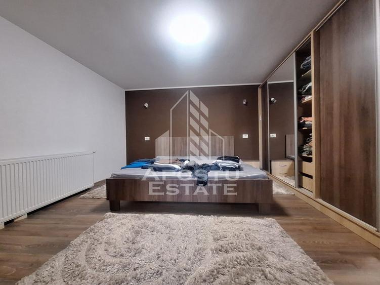 Casa individuala cu 5 camere si terasa, zona linistita Sanicolaul Mic