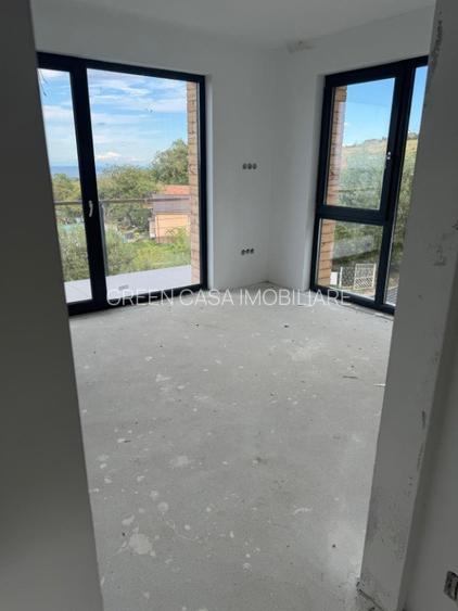 Duplex modern, 220 mp utili, teren 392 mp și 2 garaje | Feleacu