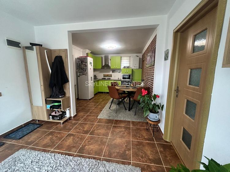Casa ultrafinisata de vanzare in Rascruci cu teren de 2936 mp
