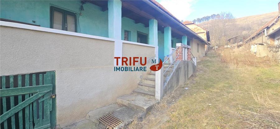 Casă în cartierul Pâclișa 1827mp teren
