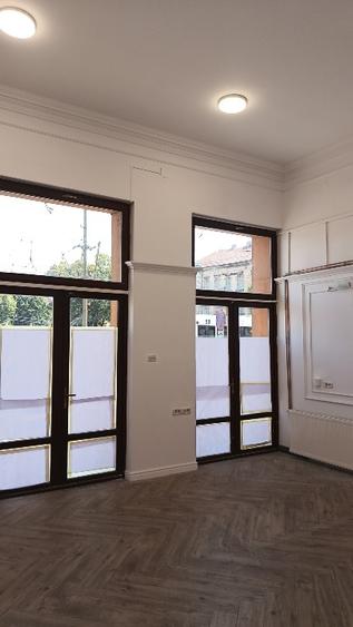 Închiriez spațiu comercial, Piata Alexandru Mocioni