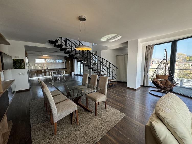 Apartament cu vedere libera catre lacul Herastrau, garaj si mobilier modern