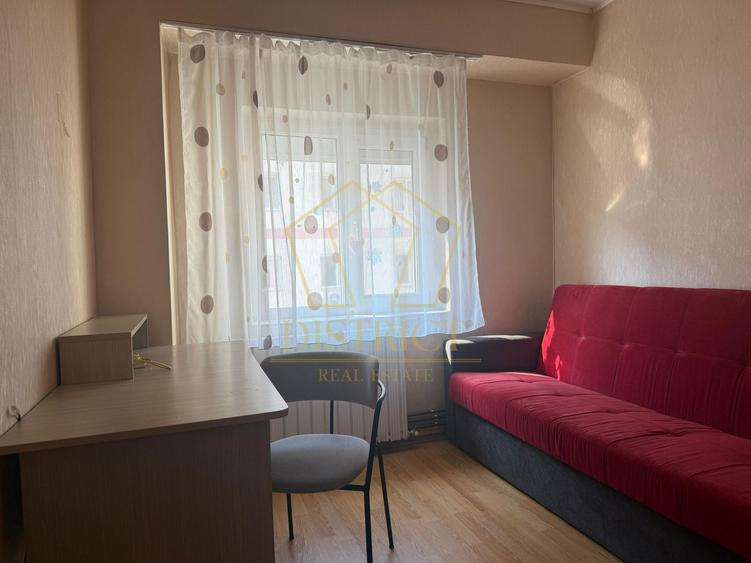 Apartament decomandat cu 5 camere si 2 bai, etaj 2 | Buziasului