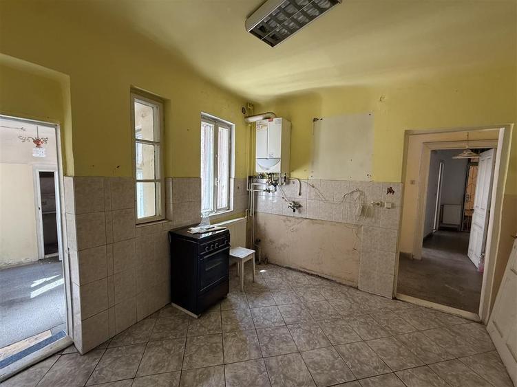 Vanzare casa individuala - Mosilor Parintele Galeriu Bucuresti