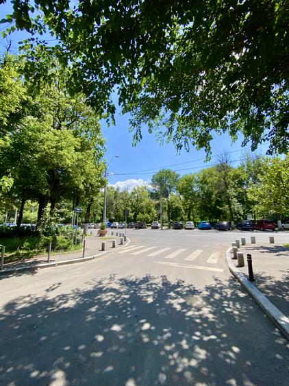 Apartament 4 camere la Parcul Tineretului cu 2 balcoane logie