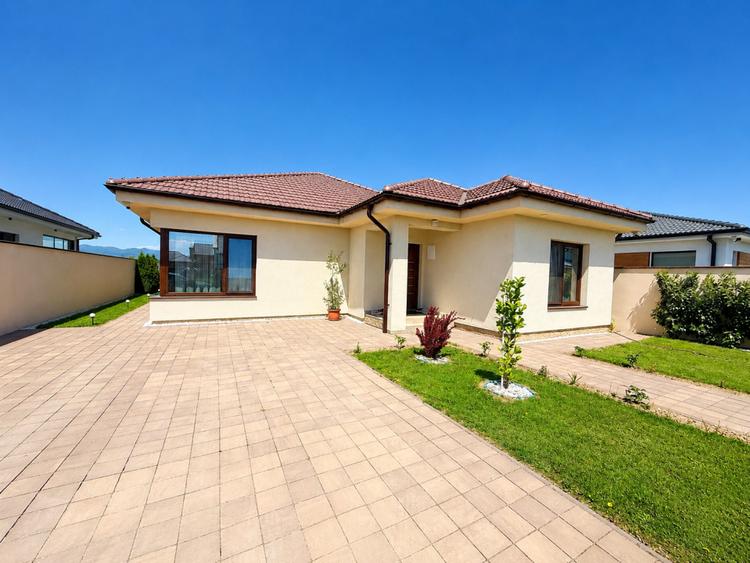 Casa individuala de vanzare 130 mp utili | Bucatarie separata | 448 mp teren.