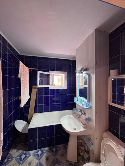 Apartament 3 camere , zona Hurmuzachi , Radauti