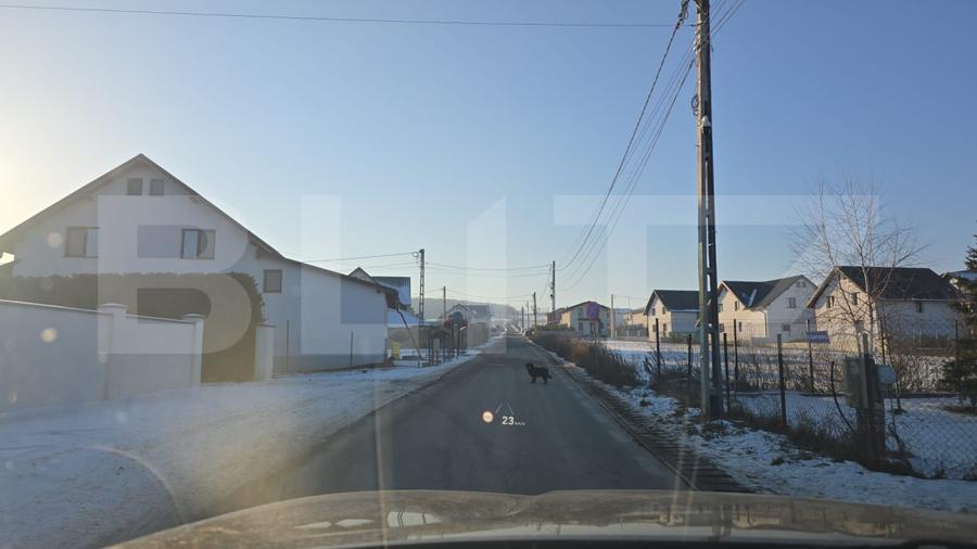 Teren intravilan 1400 mp, front 13,5 ml, localitatea Ipotesti - SV