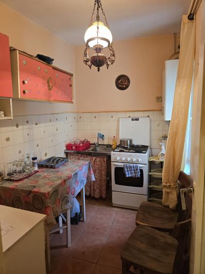 Aradului-Linsitei-o camera decomandat-CT-et3