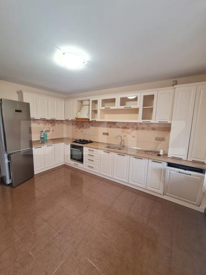 Casa tip duplex, 4 camere, 120 mp utili, zona Florilor